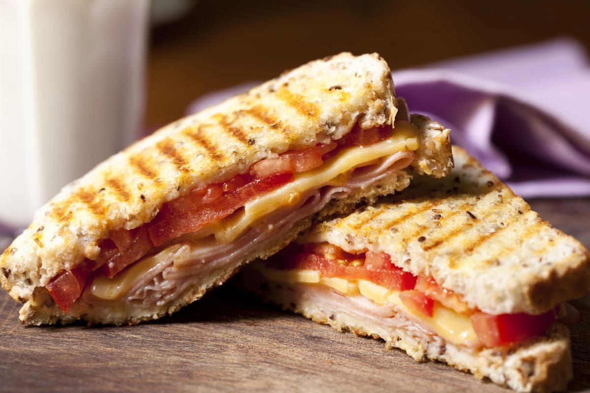 Breakfast sandwichRobynmac2