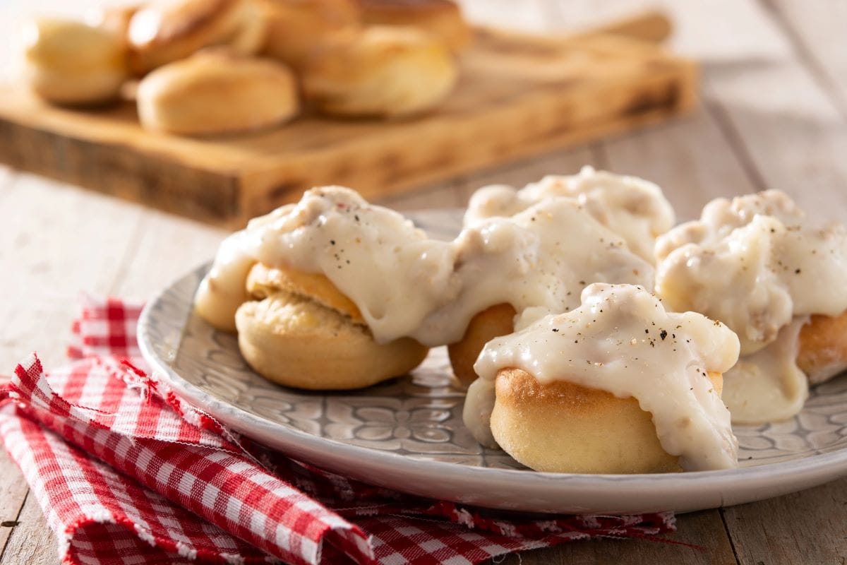 Buttermilk biscuit and gravyEtorres69