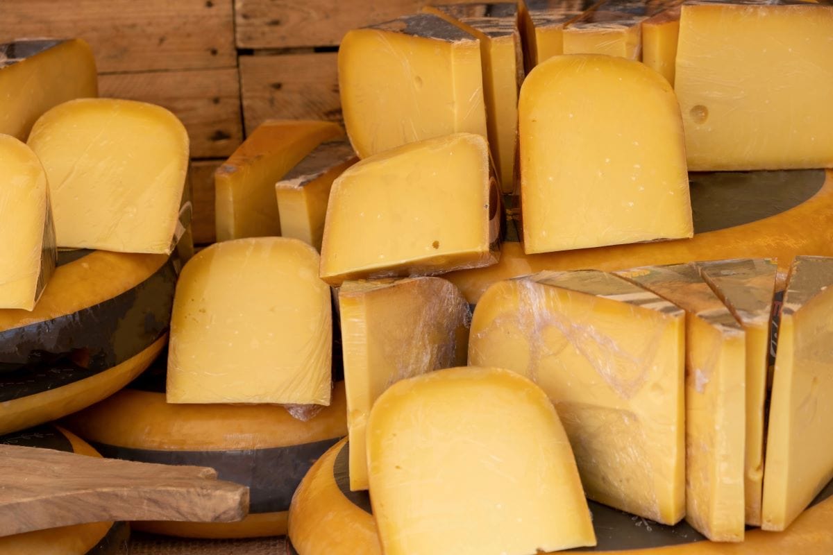 Cheese in storeGioiak2