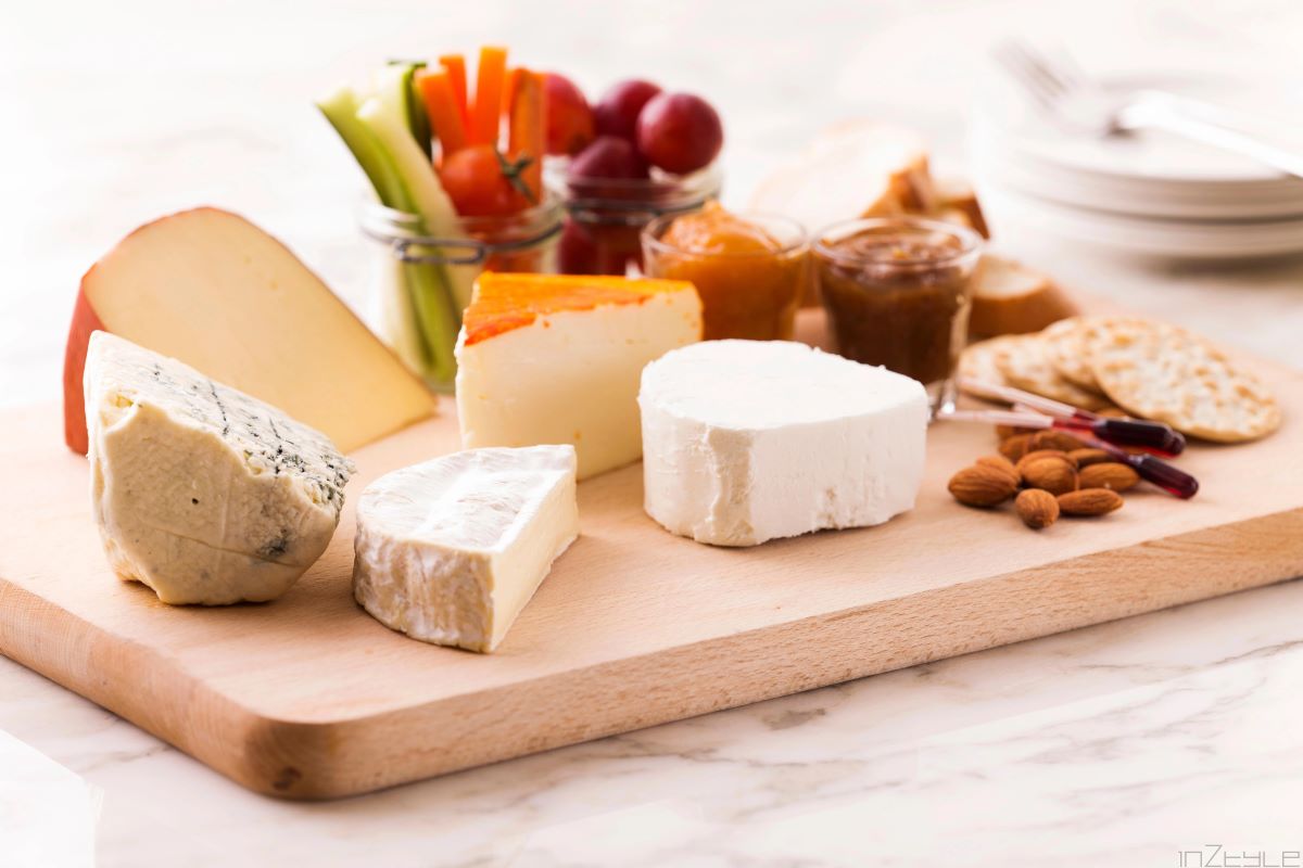 Cheese platterHongee