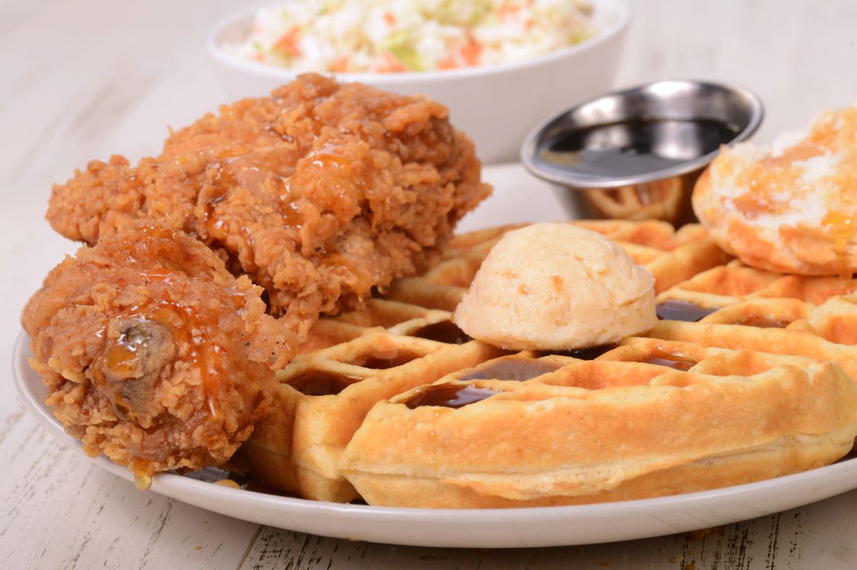 Chicken and Waffles with Maple SyrupHHLtDave5