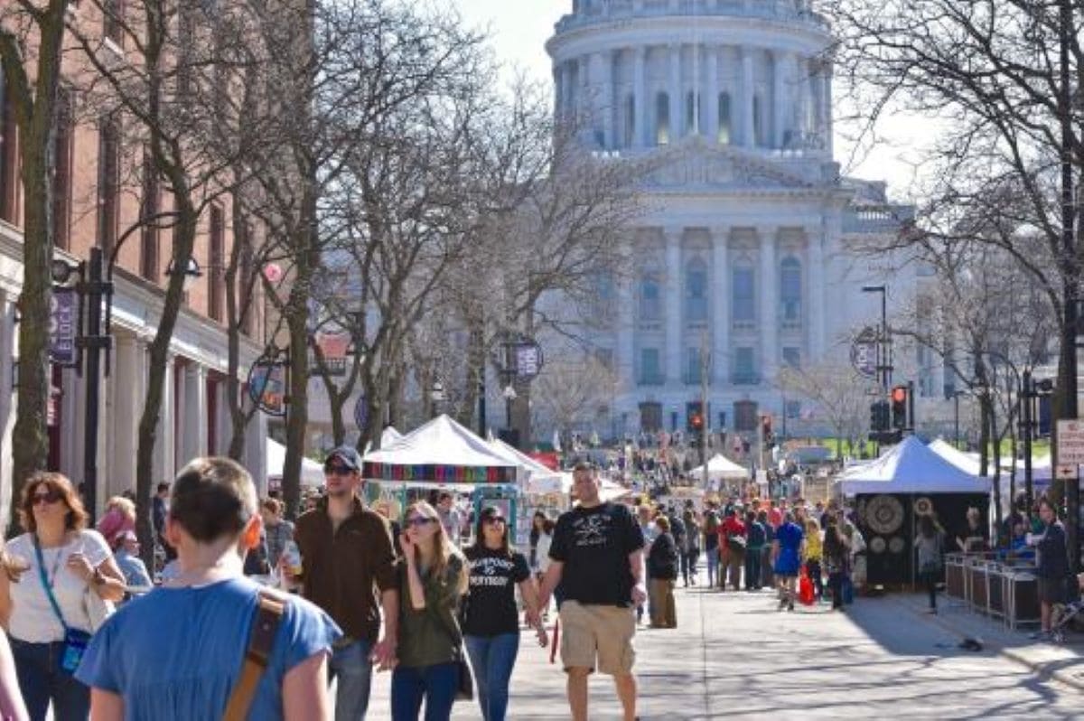 Danecountryfarmersmarket.com