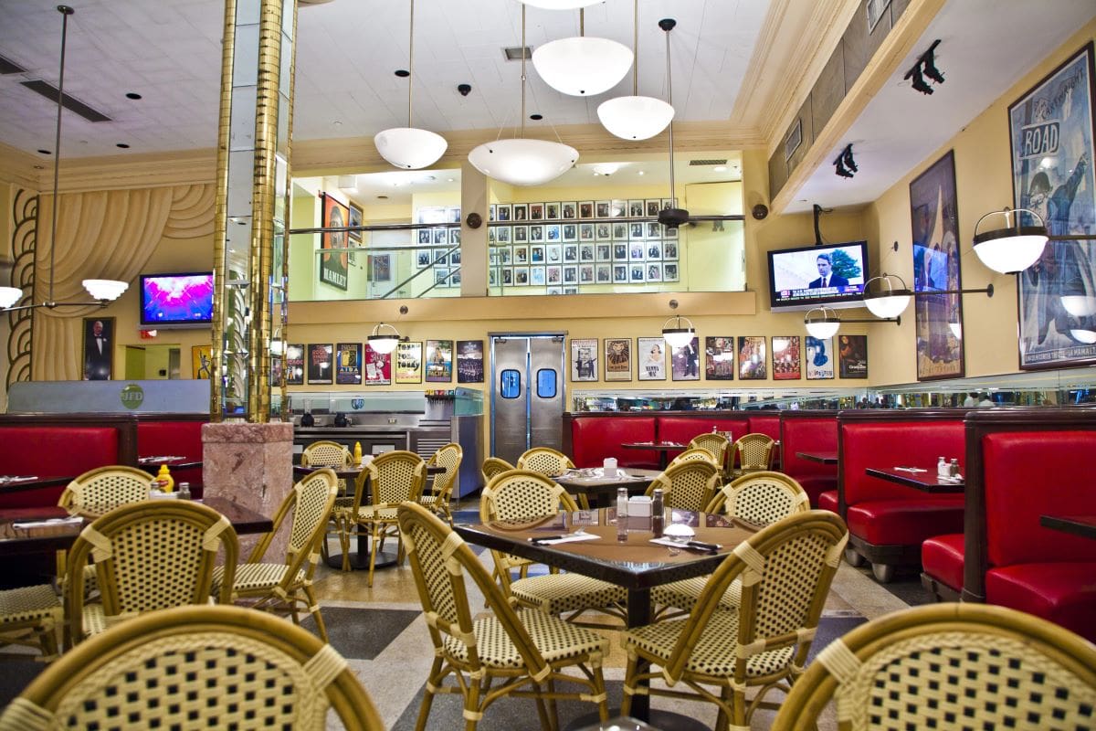 Deli restaurant2Hackman