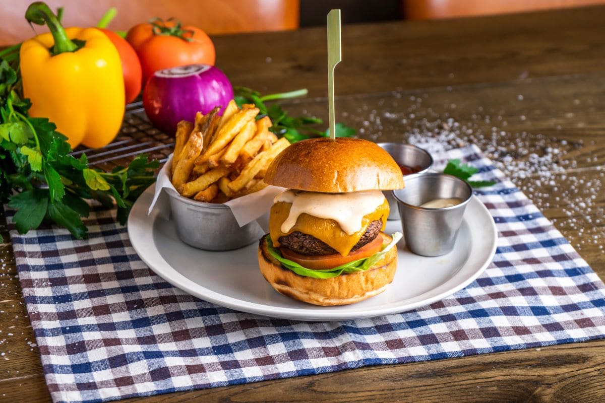 Deluxe burgerWaqarg744@gmail.com