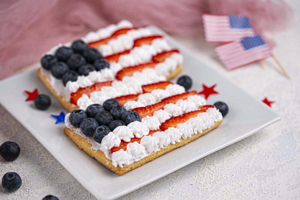 Easy American Flag Fruit Pizza FPW
