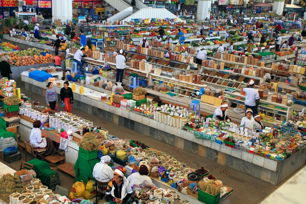 Farmers market interiorvelirina 2