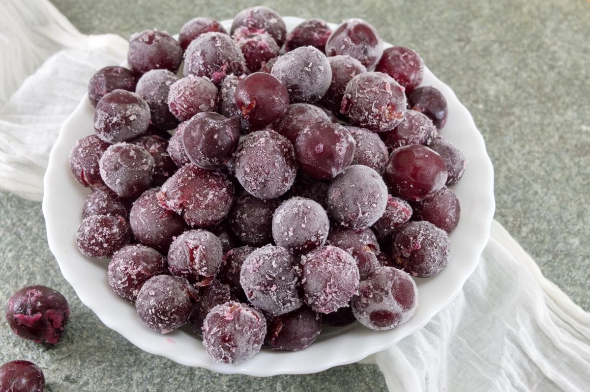 Frozen grapesCreativeFamily