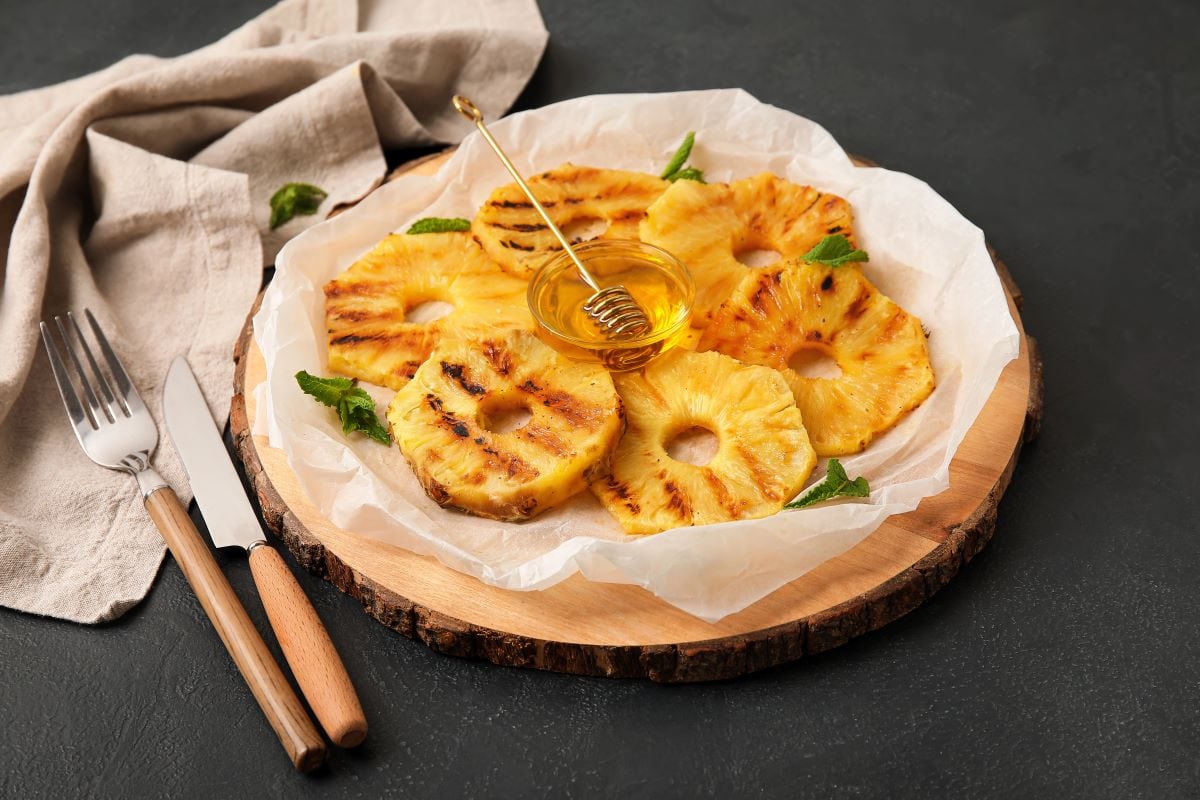 Grilled pineappleSerezniy