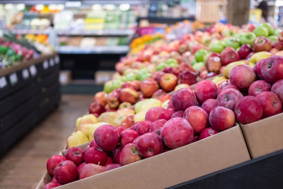 Grocery store with produceElenaferns photo 1