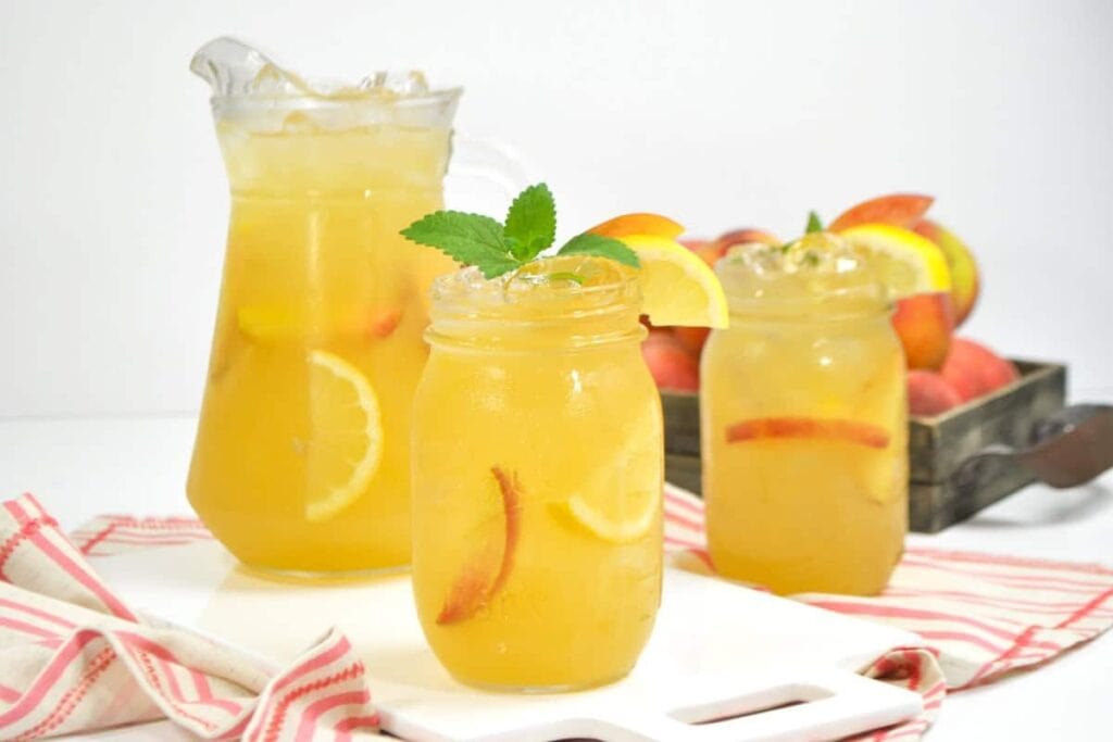Homemade Peach Lemonade by Crayons and Cravings