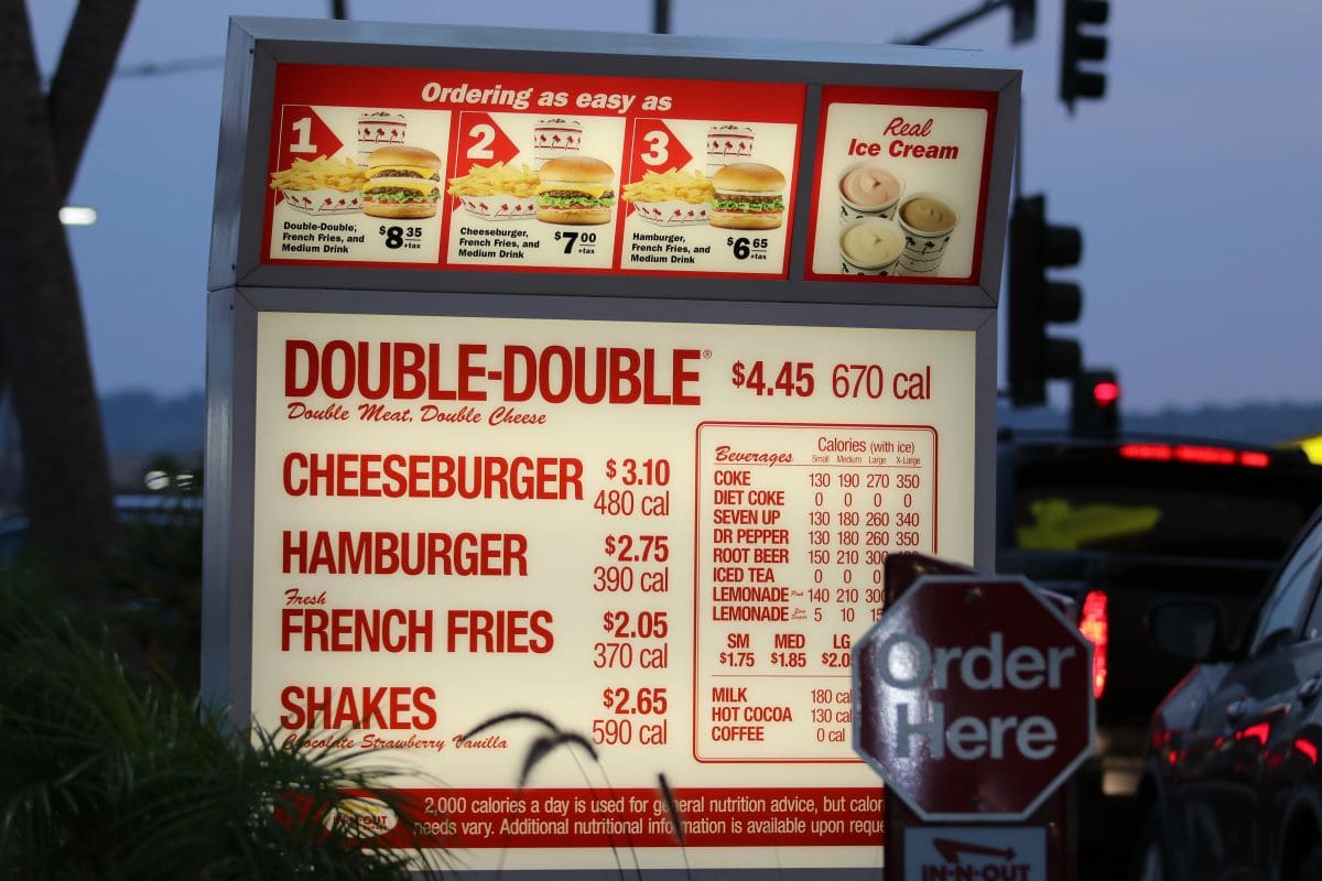 In and Out drive thruBellanoche 2