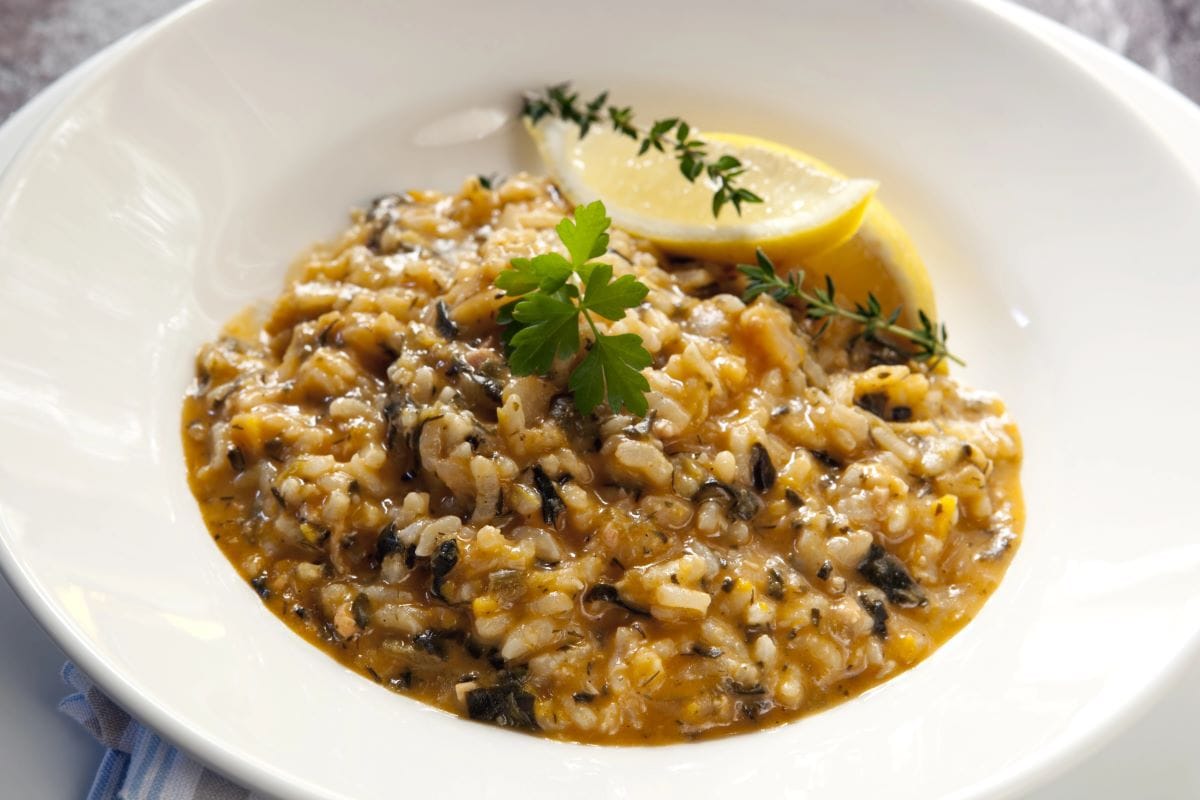 Lemon Herb Risotto with Seared ScallopsRobynmac
