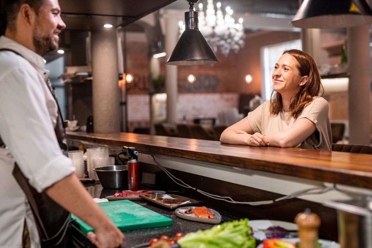 Open kitchen restaurantPressmaster 1