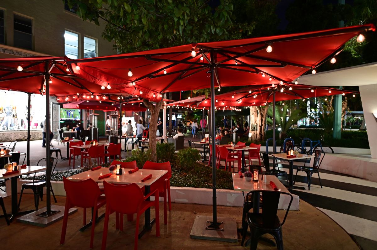 Outdoor restaurantFblanco7305