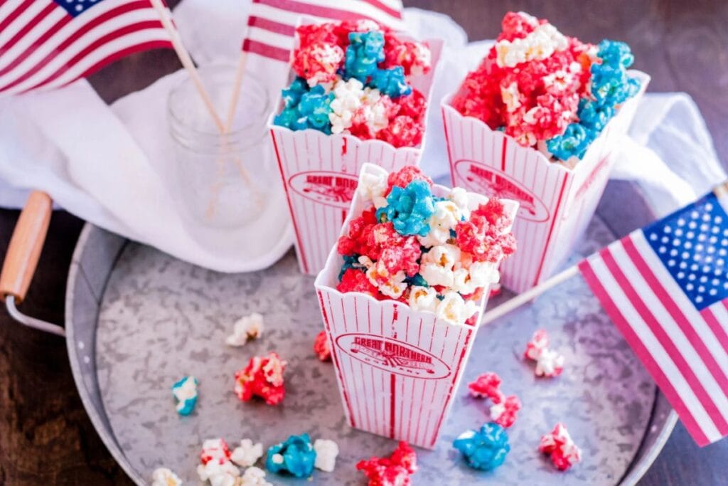 Patriotic Popcorn by Jennifer Cooks