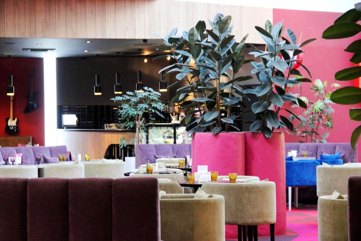 Pink interior28rminima@gmail.com 1