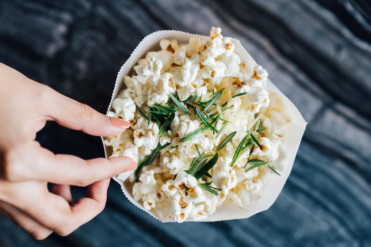 Popcorn with herbsArtitwpd