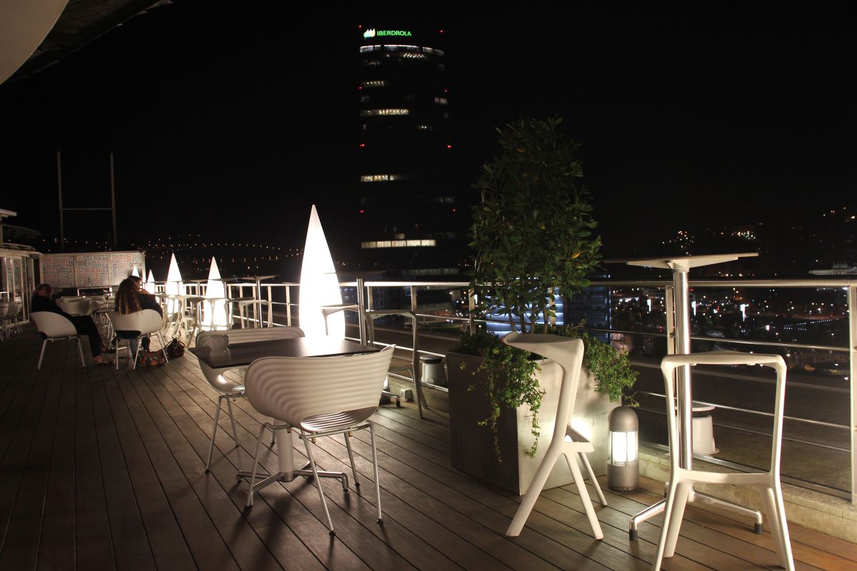 Rooftop restaurantGorazarre 1