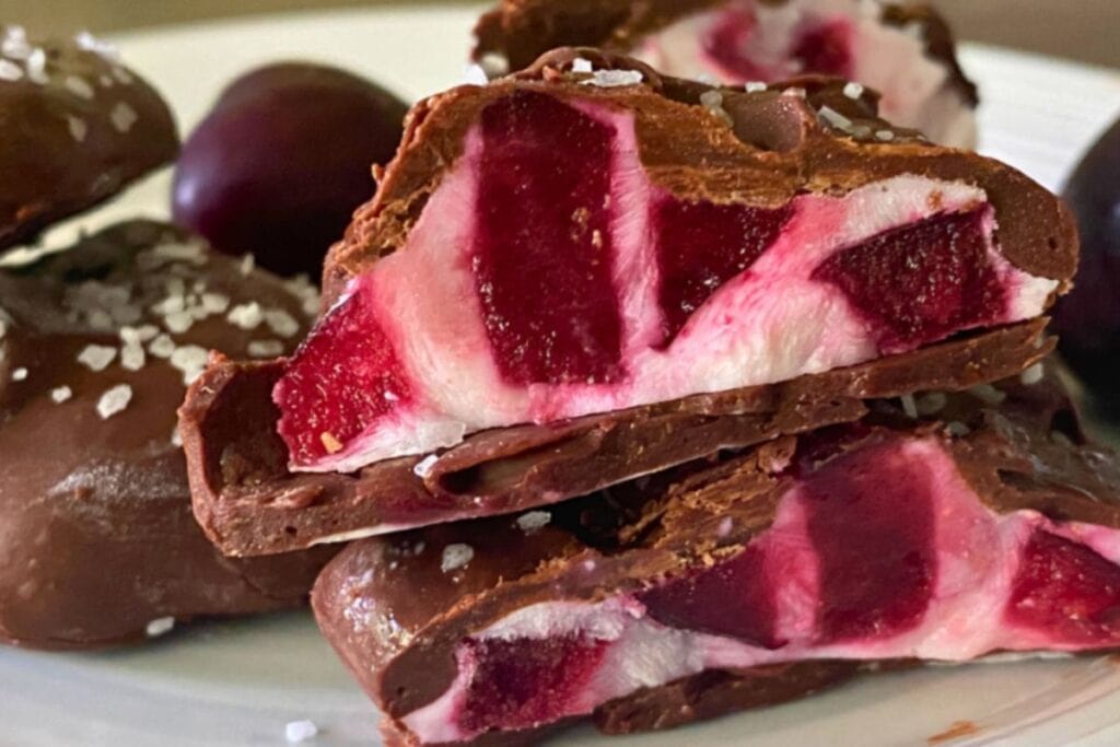 Salted Chocolate Cherry Yogurt Clusters by 2 Sisters Mix It UP