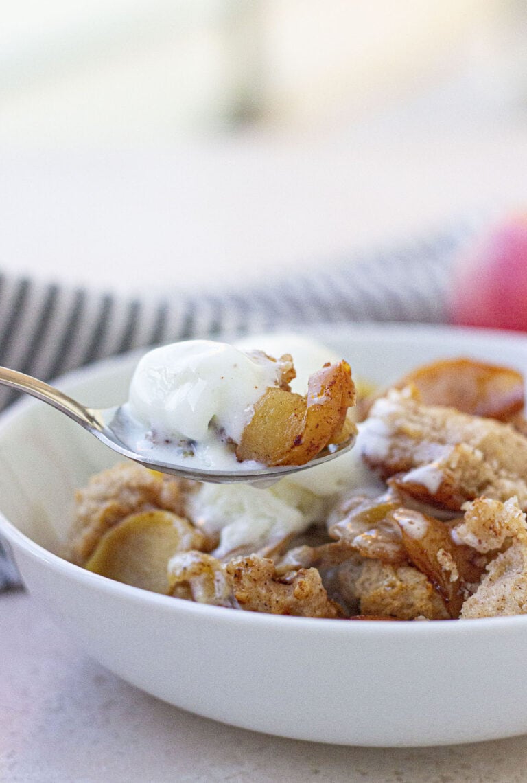 dutch oven apple cobbler recipe
