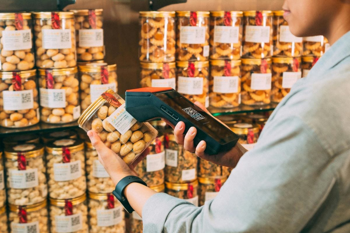 pexels imin technology Freshly stacked shelf2
