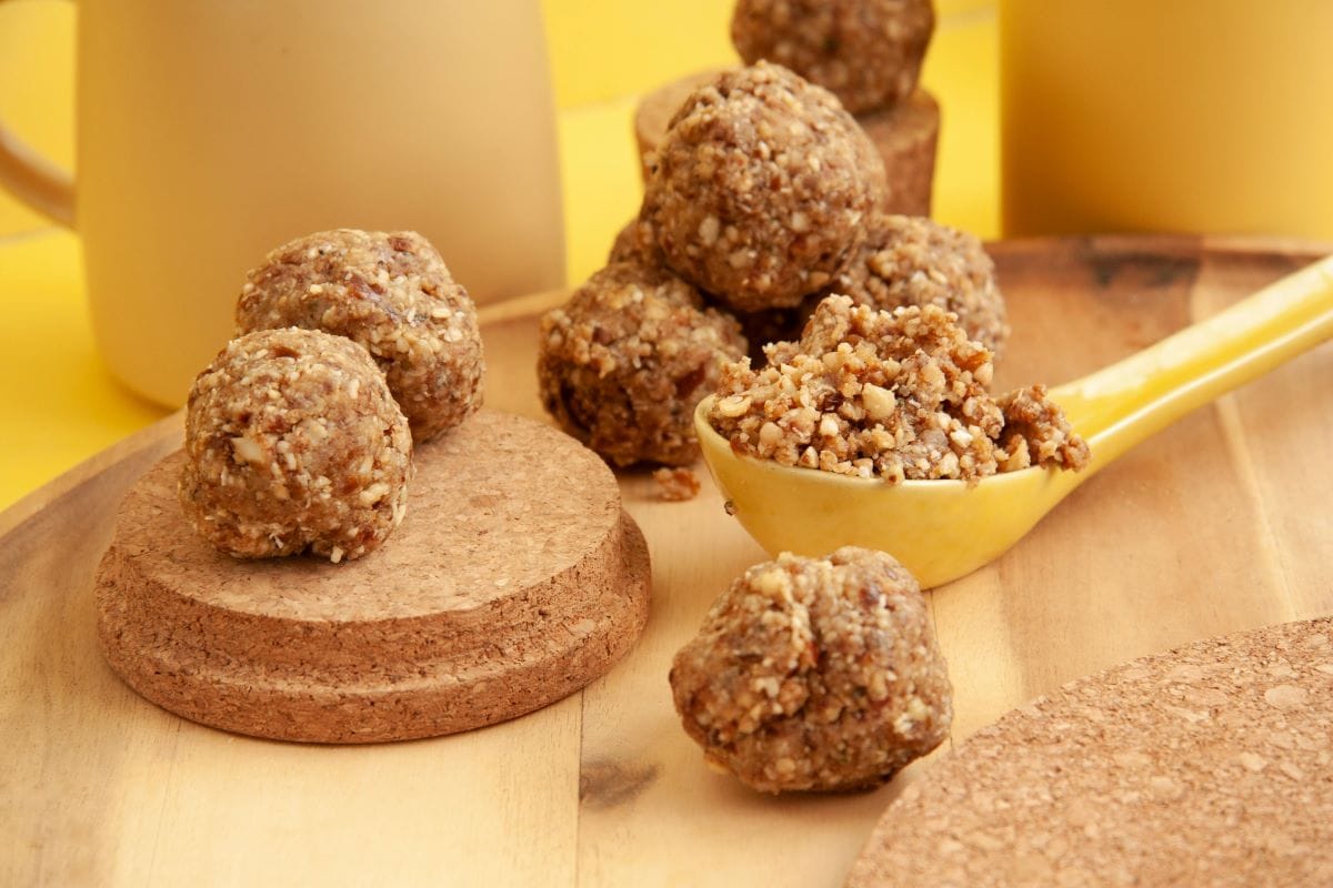 pexels maple nut energy ballsKarenLaarkBoshoff