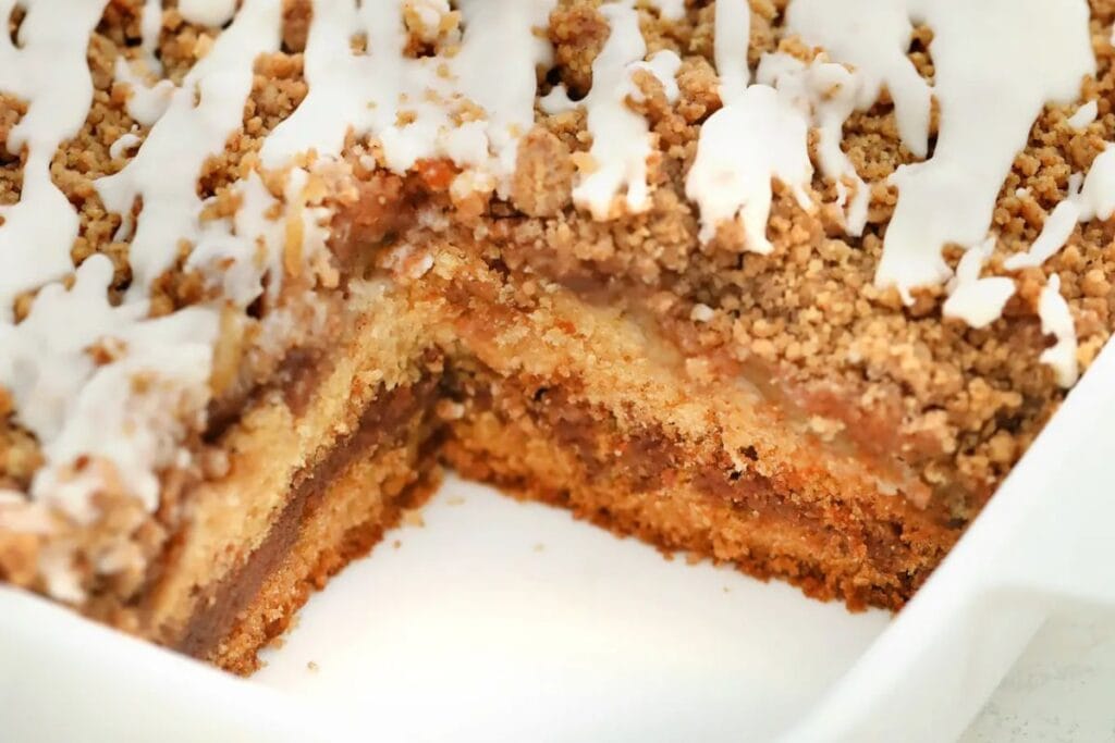 Apple Pie Coffee Cake by Sweet and Savory Meals