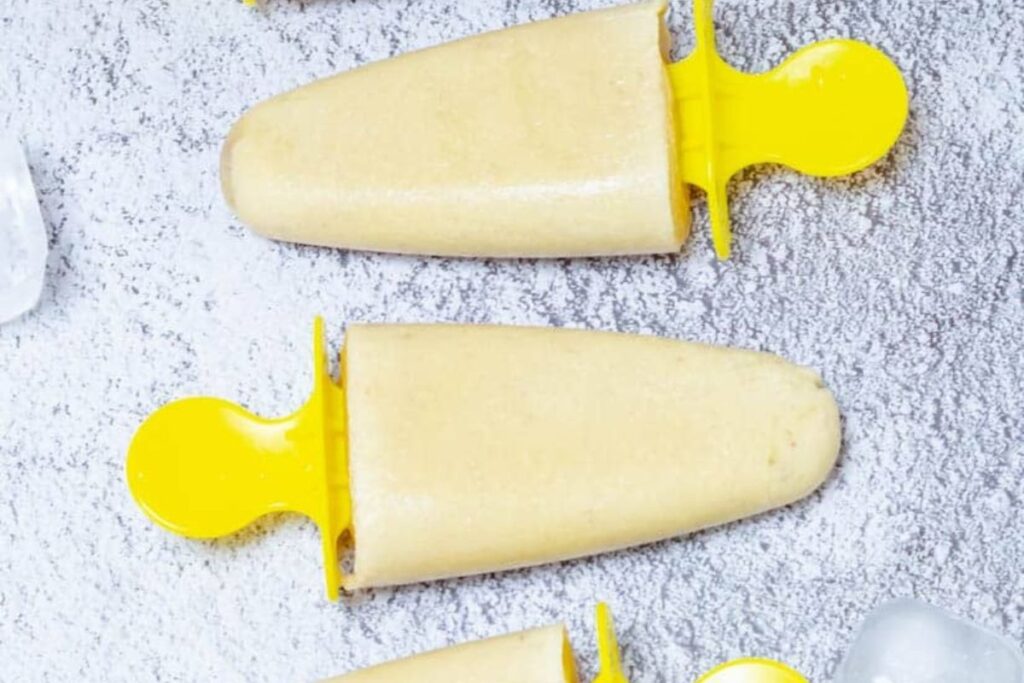 Apple Popsicles by Flavours Treat