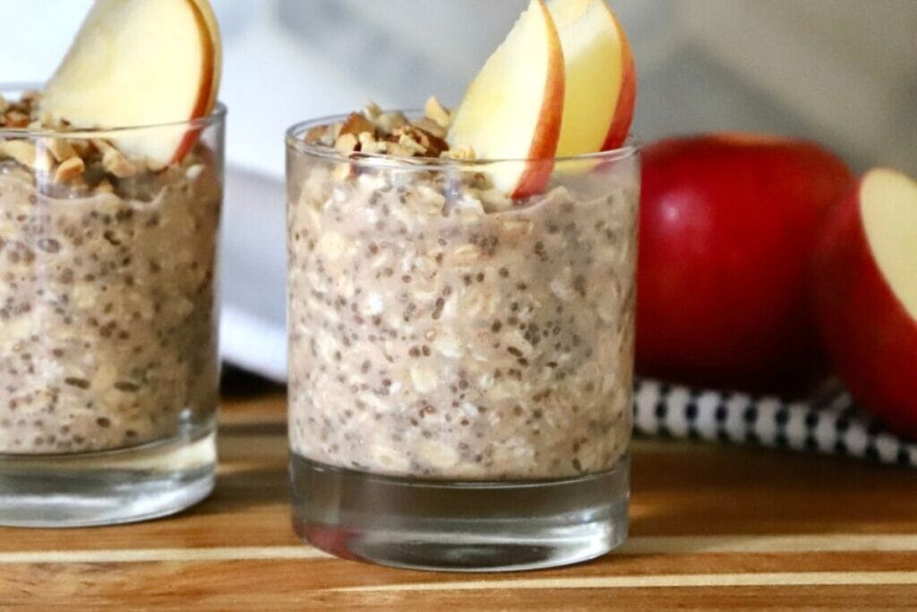 Applesauce Overnight Oats by She Wants to be Good