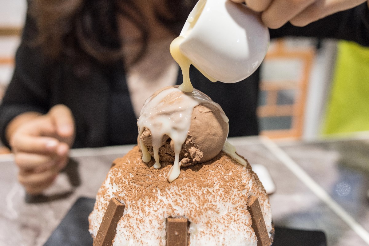 Bingsu piled with matcha