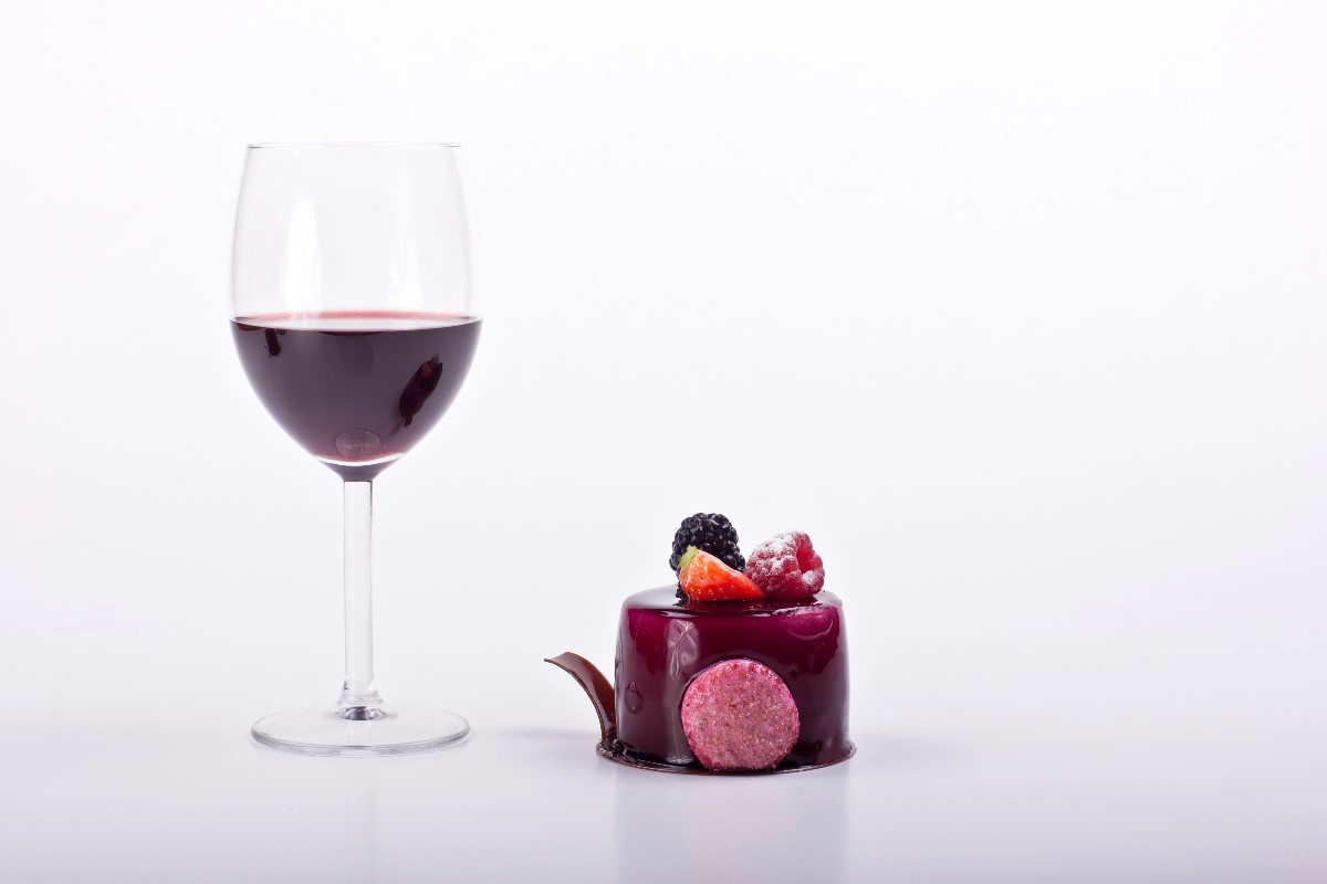 Espresso Cake and velvet wine