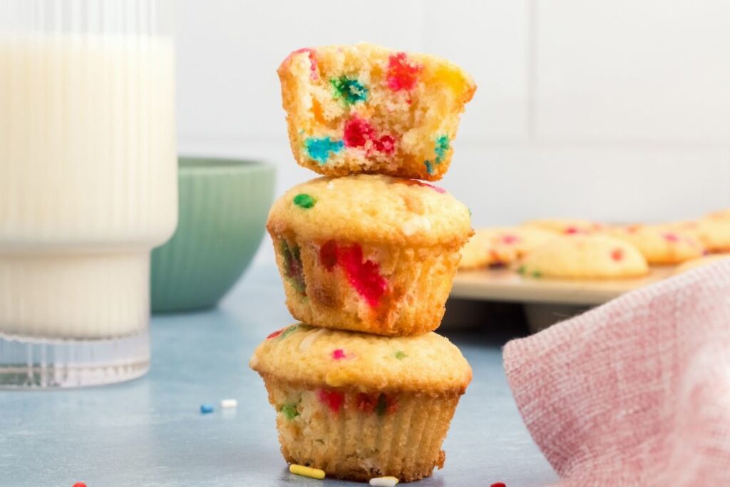 Funfetti Mini Muffins by DIY Candy