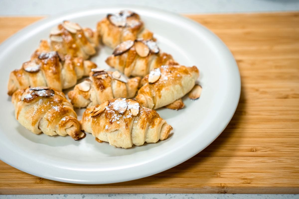 Glazed or Iced CroissantsIrot999
