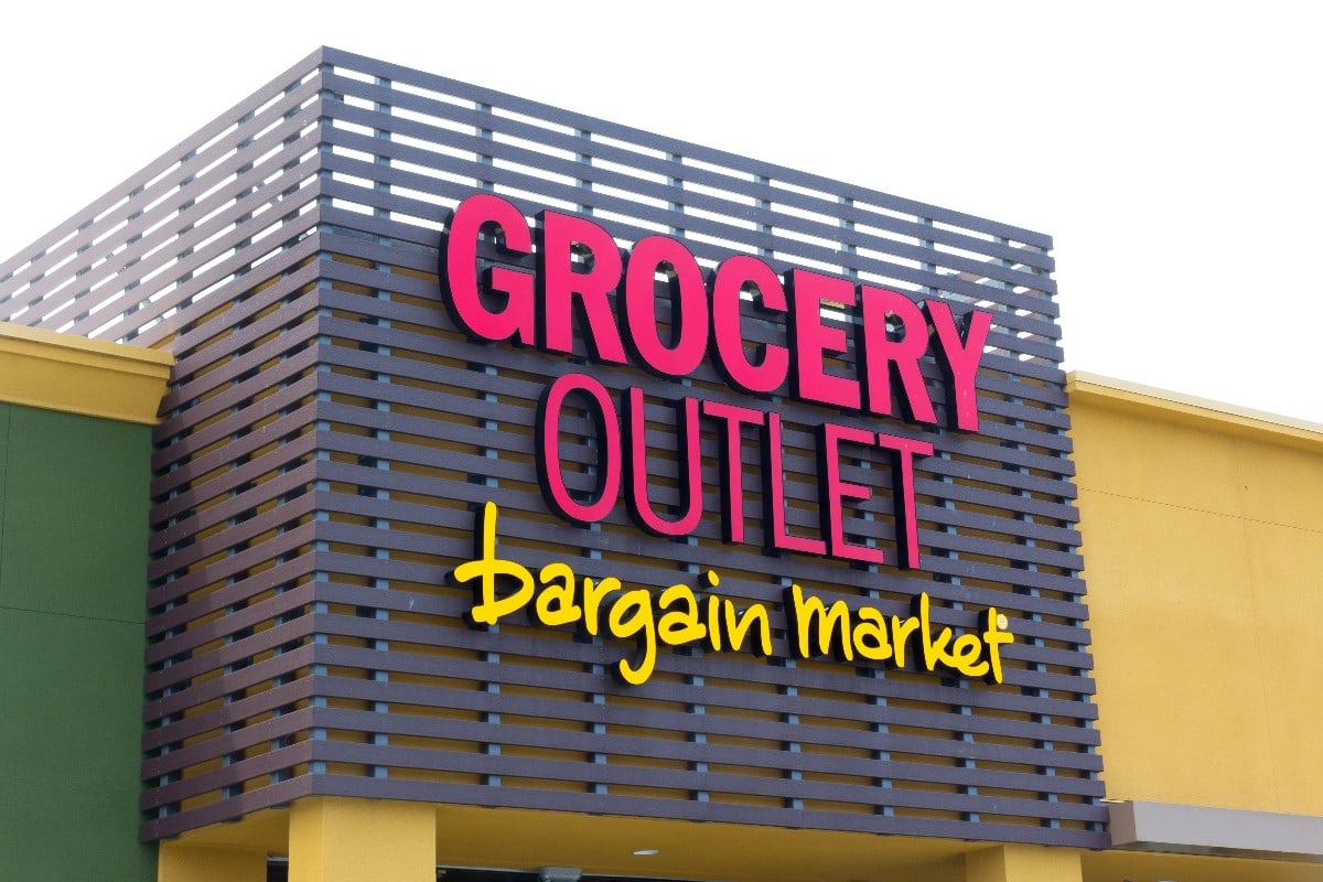 Grocery outlet