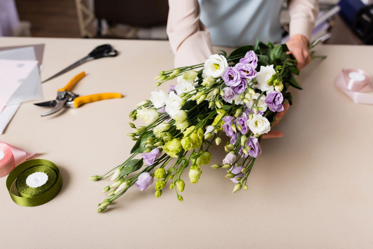 Hand tied bouquetHayDmitriy