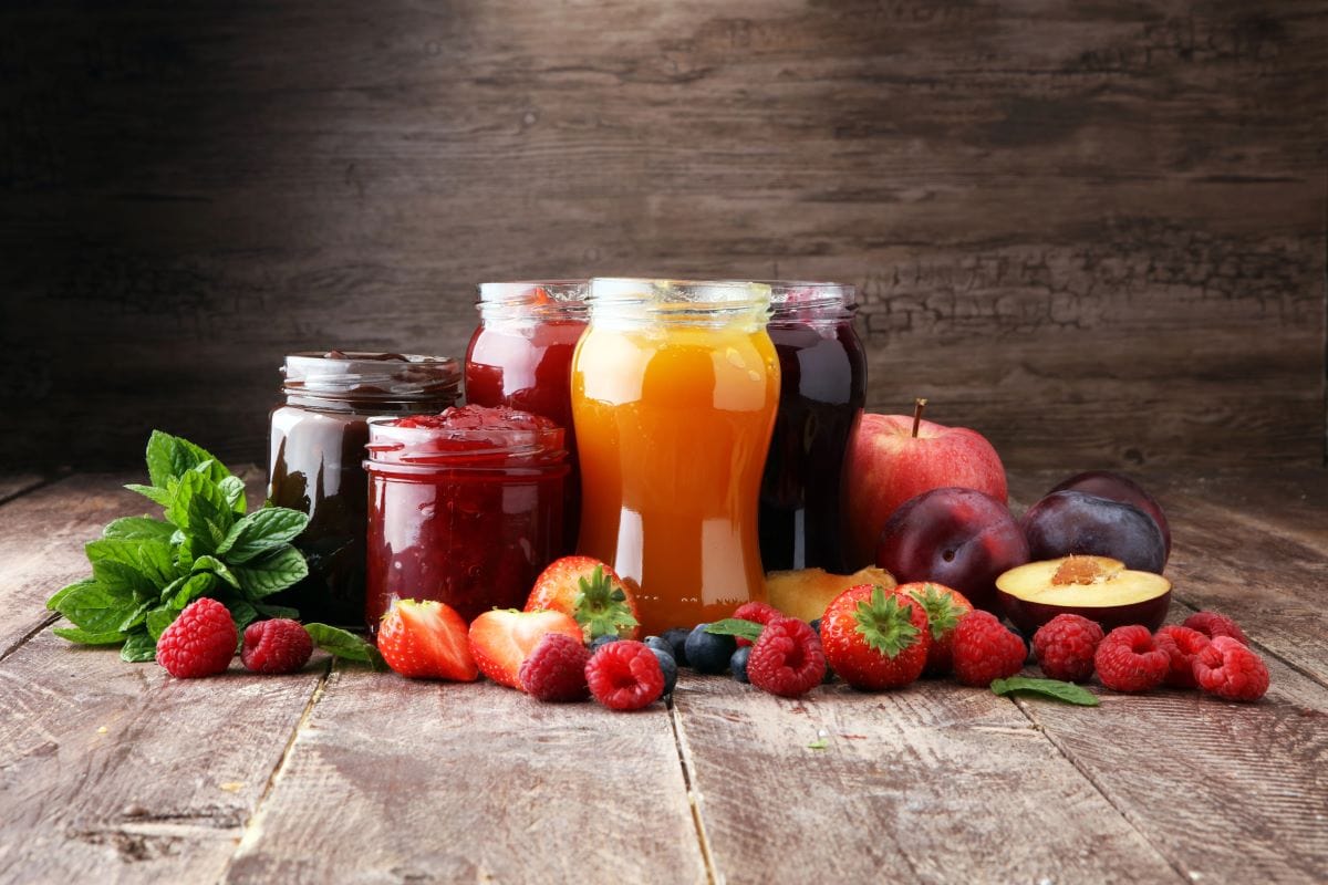 Jams made with whole fruitsBeats1