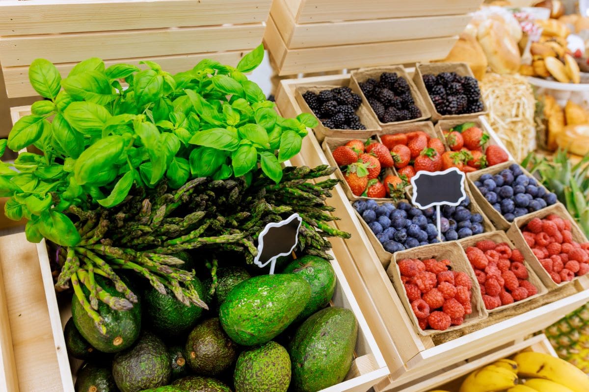 Locally sourced ingredients2Photovs