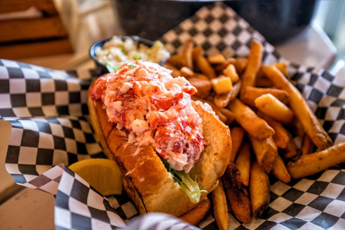 Maine Lobster RollF11photo