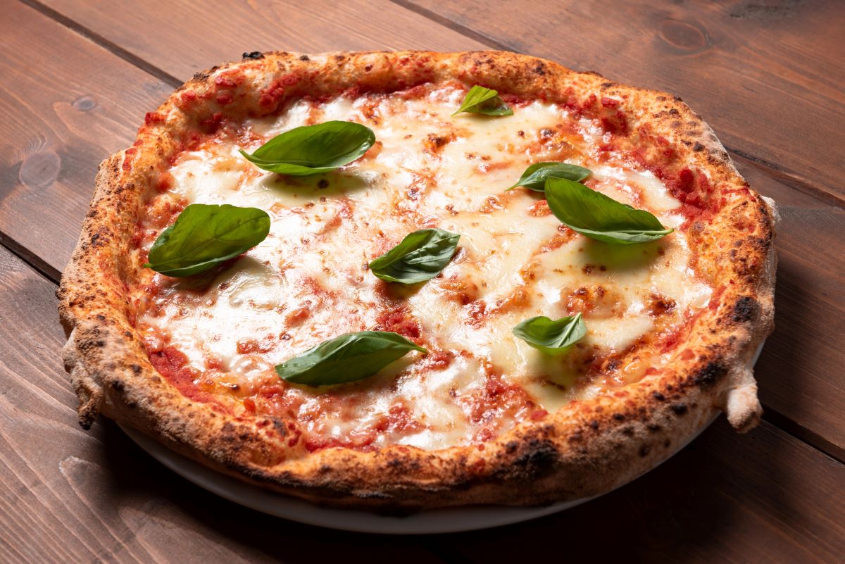 Neapolitan pizzaMarmo81