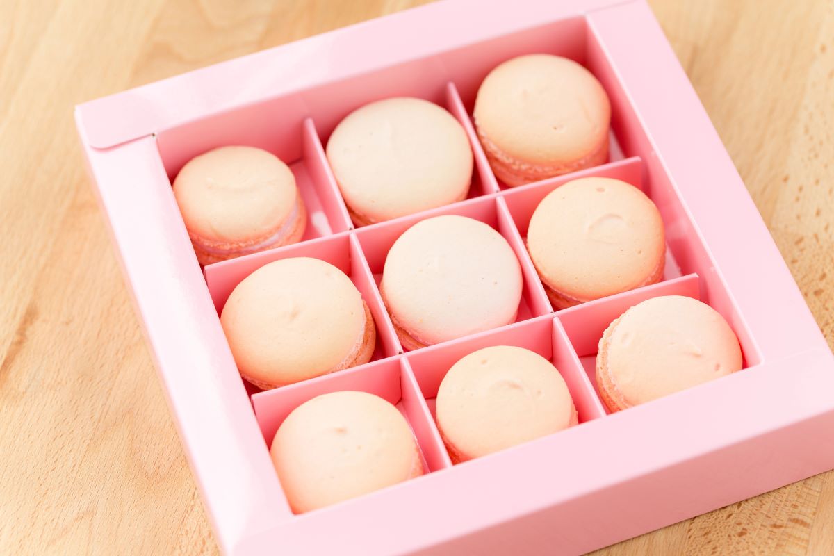 Packaged caramel macarons