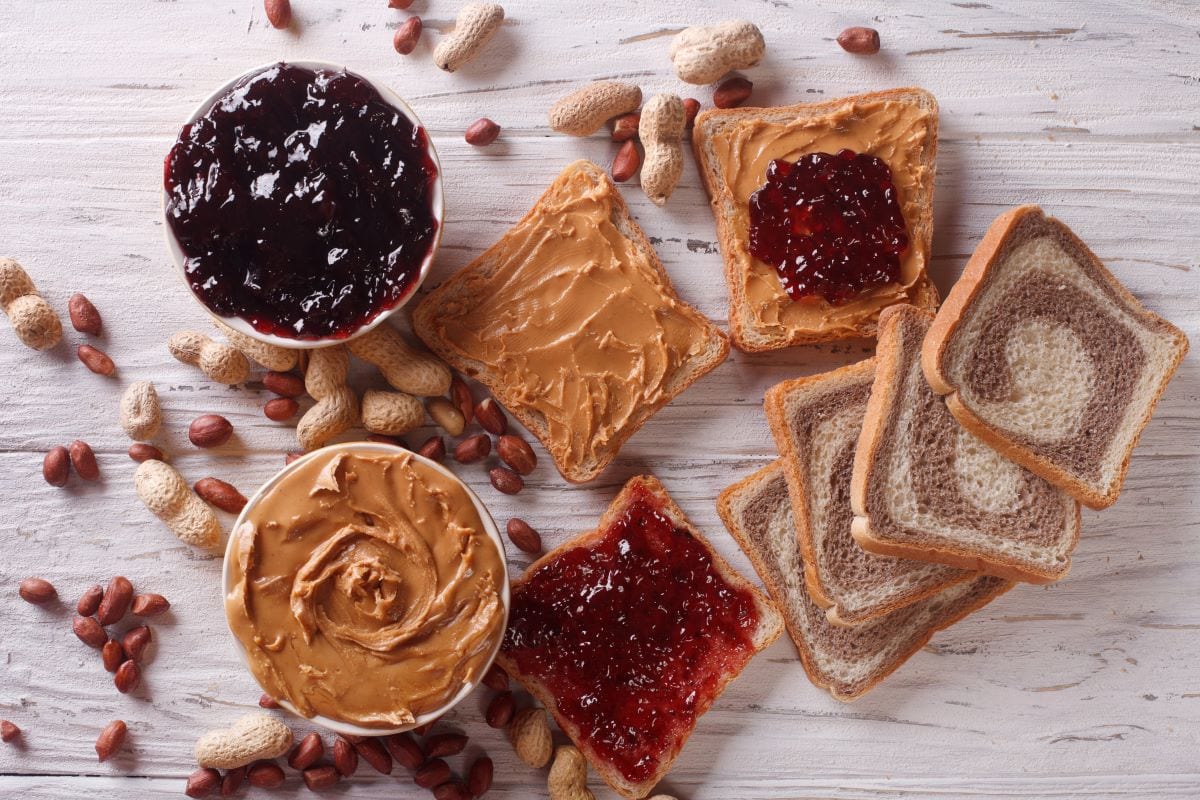 Peanut Butter and Jelly SandwichesLenyvavsha