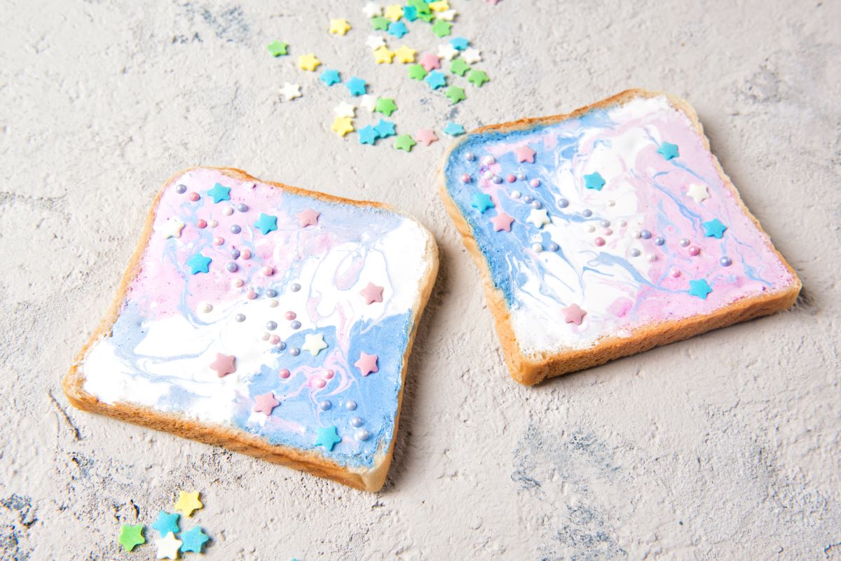 Rainbow ToastDashmed