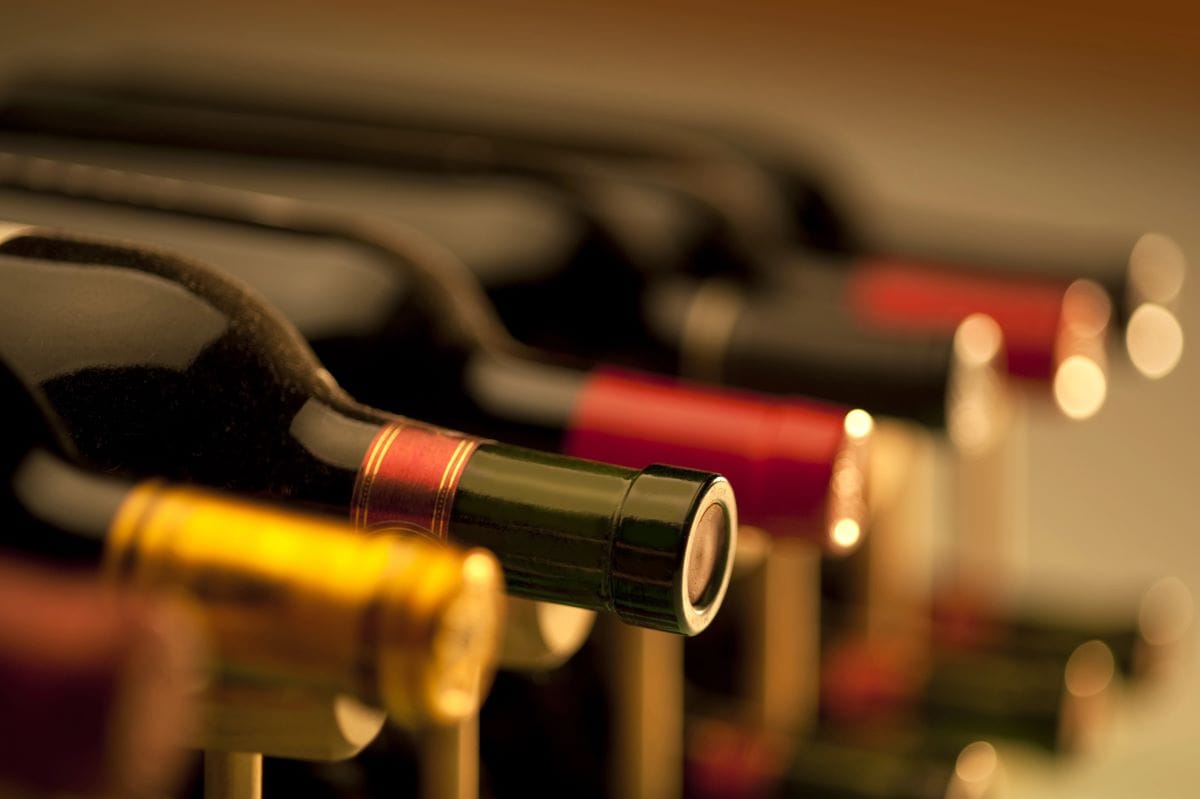 Restaurant with wine barSonar