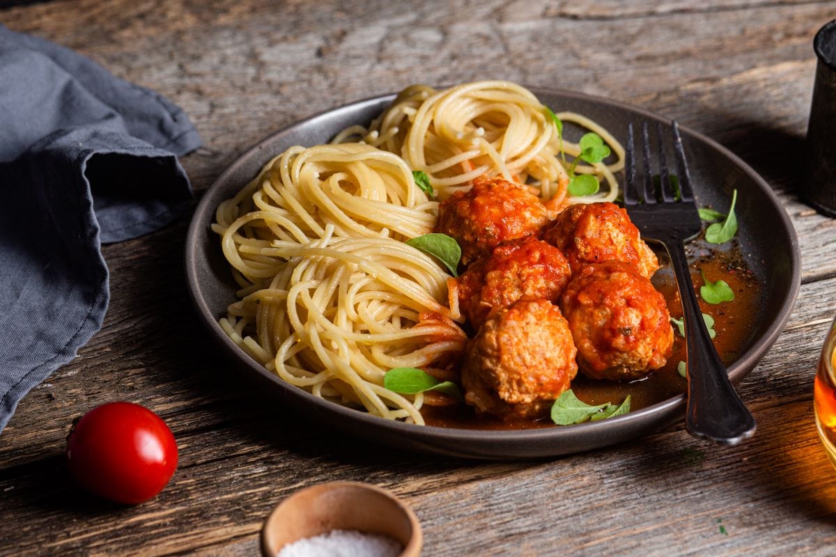 Spaghetti and MeatballsEvaSV19
