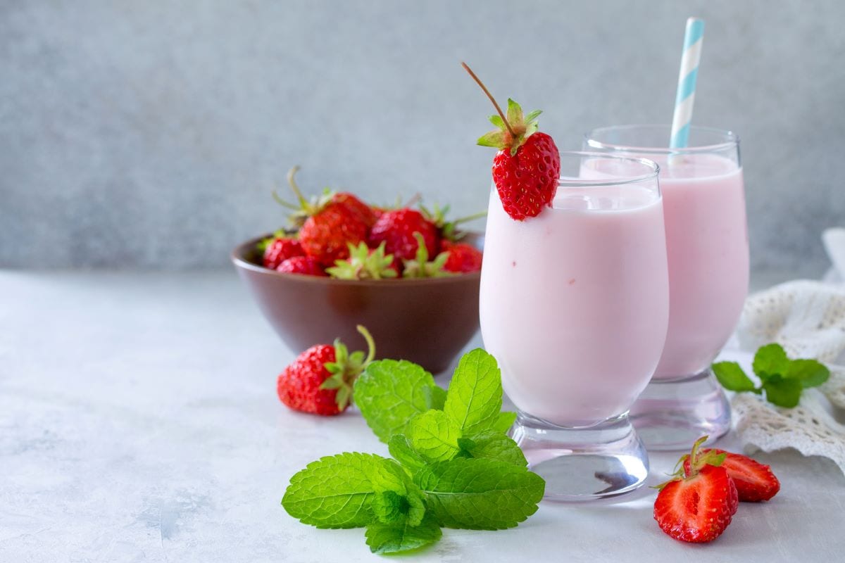 Strawberry Yoghurt drink