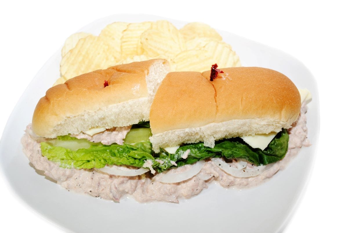 Tuna Sandwiches with MayoBandd