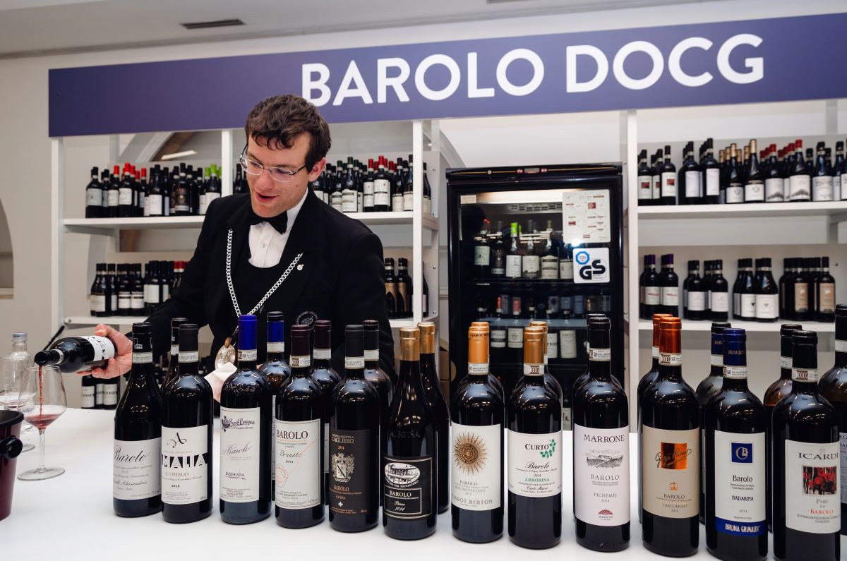 Wine with DOCG