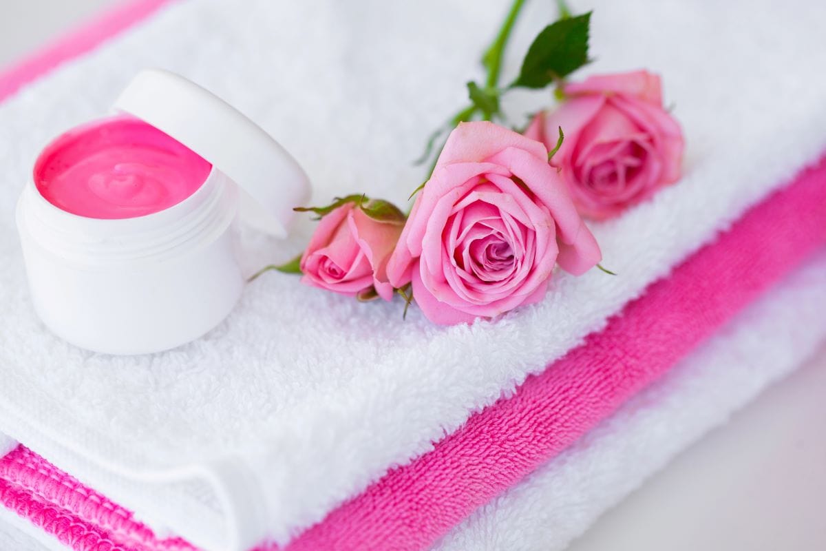 bath products with flowersMaksymiv