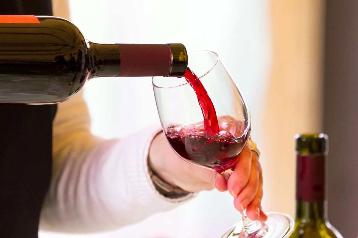 Alcoholic wines