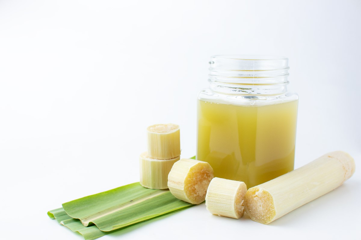 Cane sugar and syrup